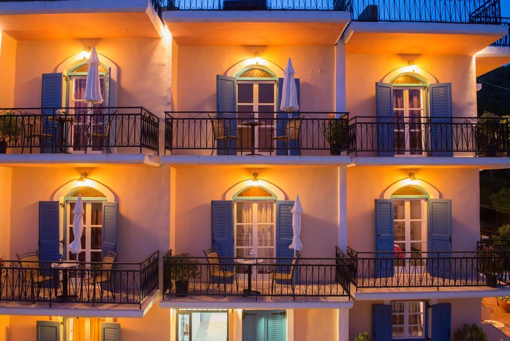 Maria Studios Poros Town Екстер'єр фото