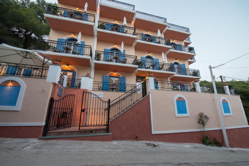 Maria Studios Poros Town Екстер'єр фото
