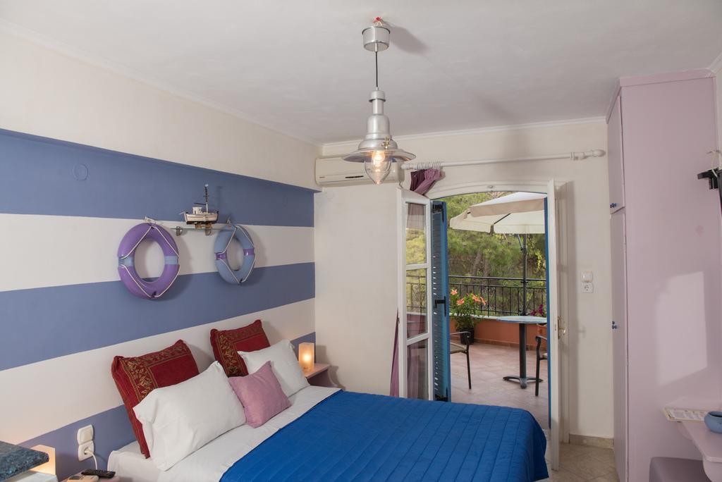 Maria Studios Poros Town Номер фото