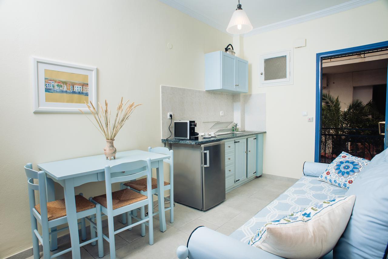 Maria Studios Poros Town Екстер'єр фото