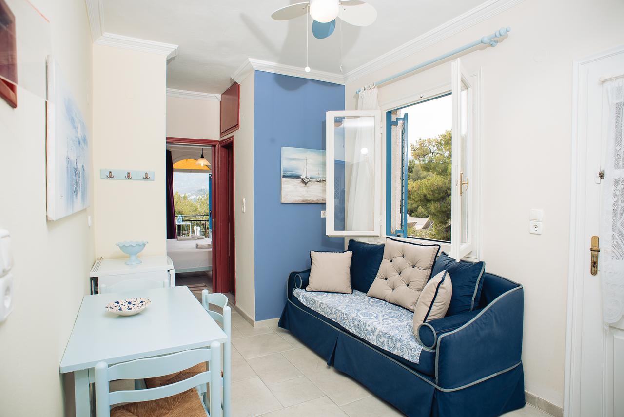 Maria Studios Poros Town Екстер'єр фото