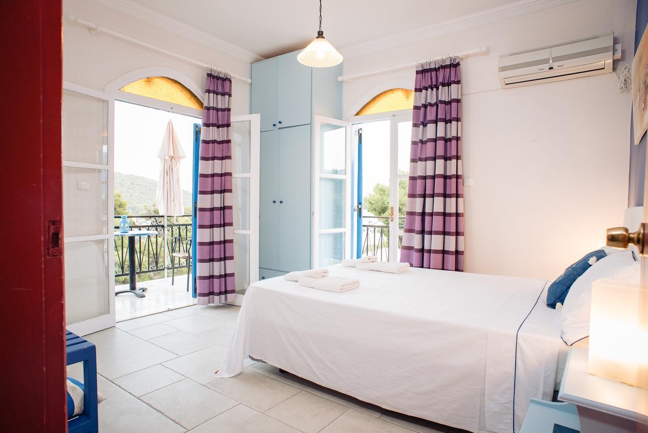 Maria Studios Poros Town Екстер'єр фото