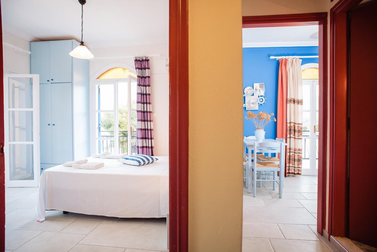 Maria Studios Poros Town Екстер'єр фото
