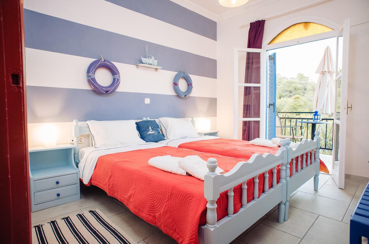 Maria Studios Poros Town Екстер'єр фото